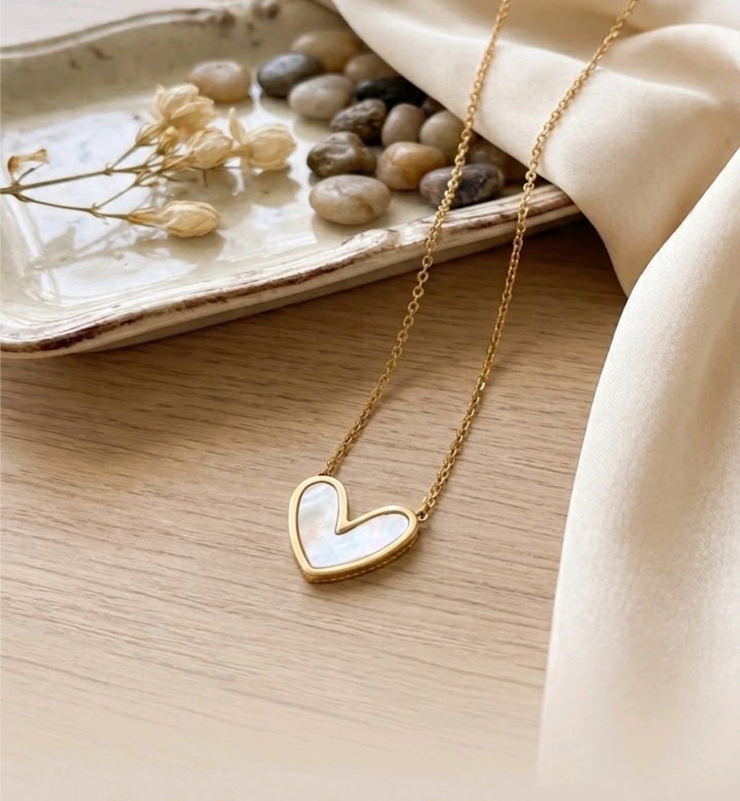 Heart Pendant Necklace - Image 3